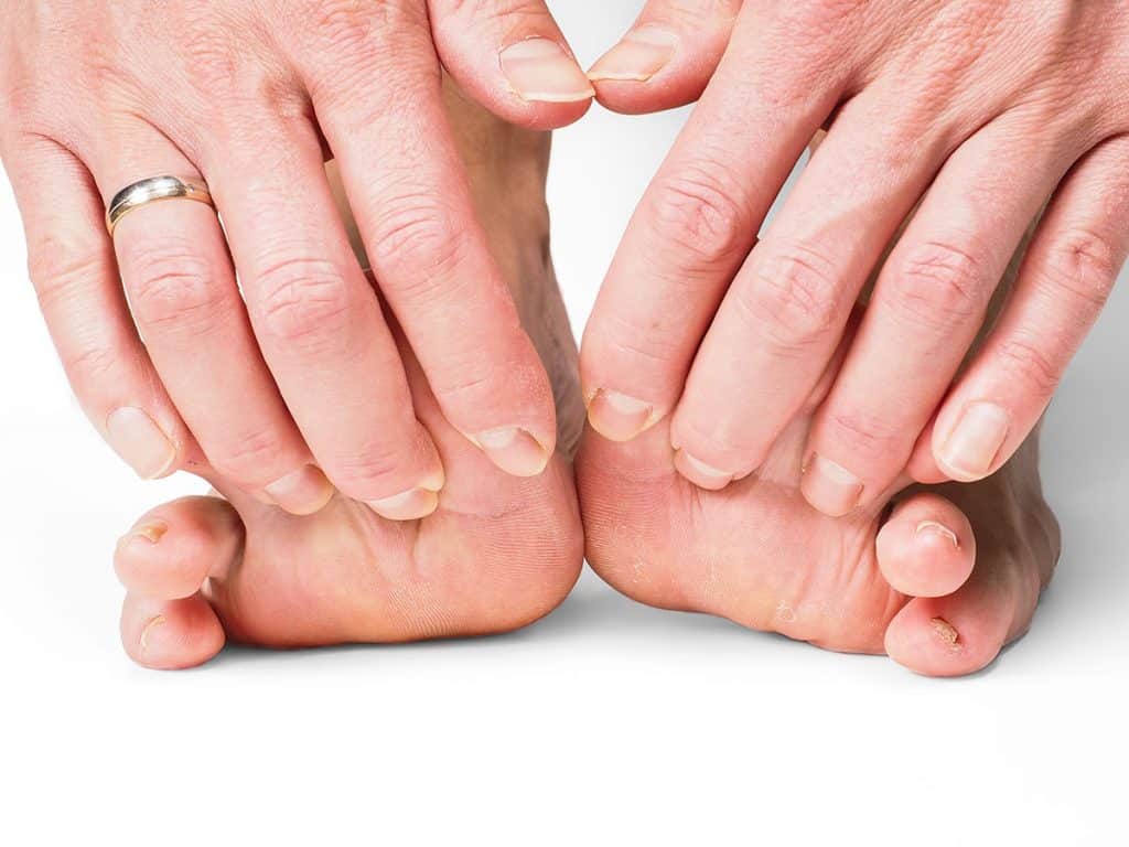 4 Effective Toe Stretches To Improve Mobility & Flexibility